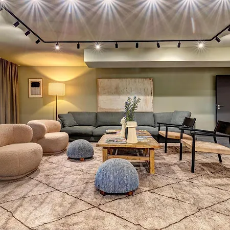 C9 Mit überdachtem Balkon&nutzung Der Wellness-&aktivbereiche Im Pine Hill Apartment